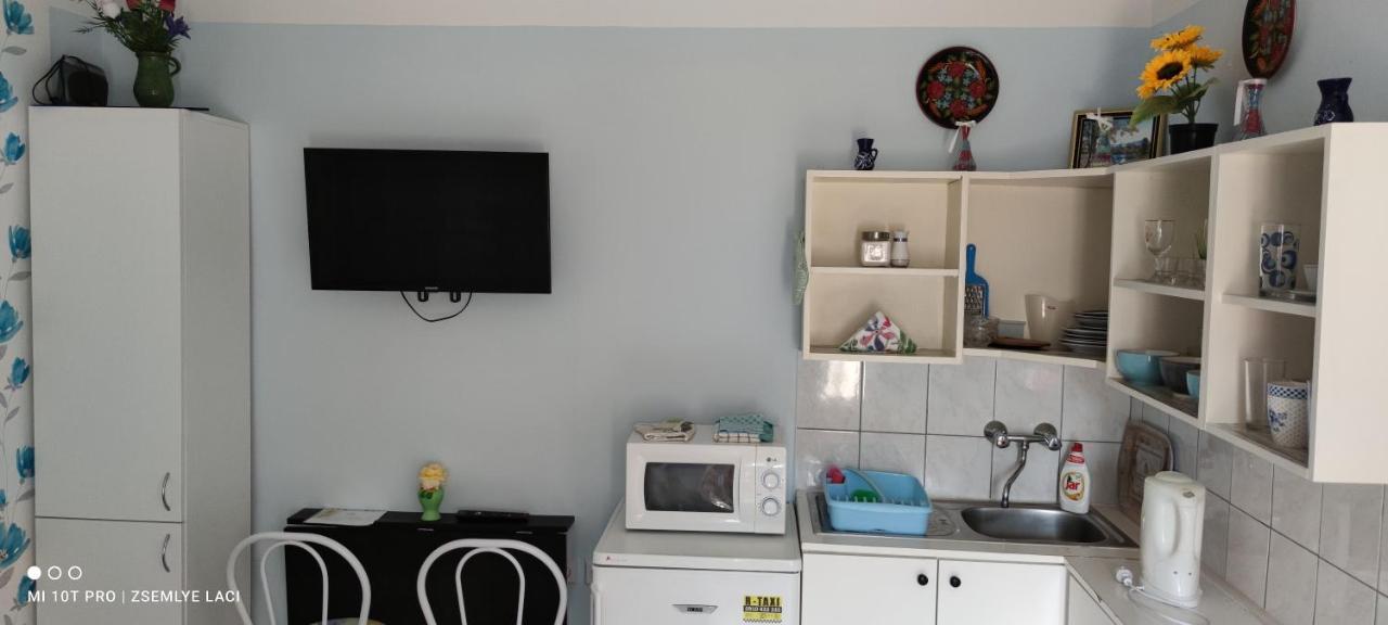 Apartament Hodosi Apartman Veľký Meder Zewnętrze zdjęcie